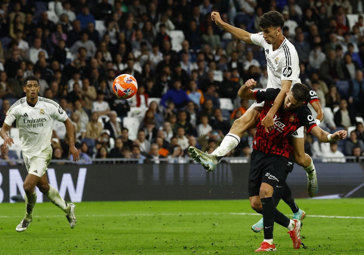 Jacobo remata el gol de la victoria