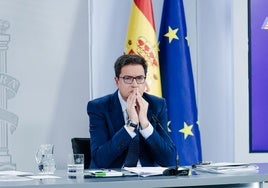El Gobierno y Murtra presionaron a Vivendi para que vendiera su participación de Prisa a sus afines, según 'Le Point'