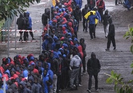 Enfermedades contagiosas y agentes sin protección en la ola migratoria en Canarias