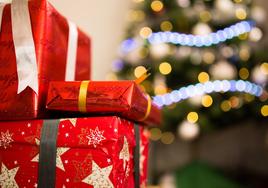 Diez regalos originales para el amigo invisible por menos de 15 euros con los que triunfarás esta Navidad