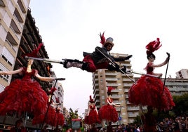 La Cabalgata del Carnaval de Cádiz hoy: horario, recorrido y cortes de tráfico