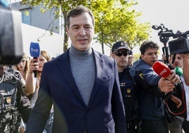 El hermano de Sánchez y el exasesor de Moncloa contratado en Badajoz se conocían desde hace dos décadas
