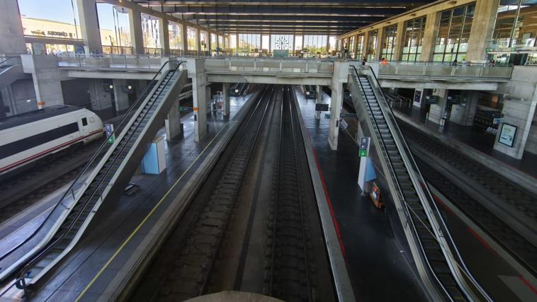 Estación Córdoba Central paralizada por el apagón