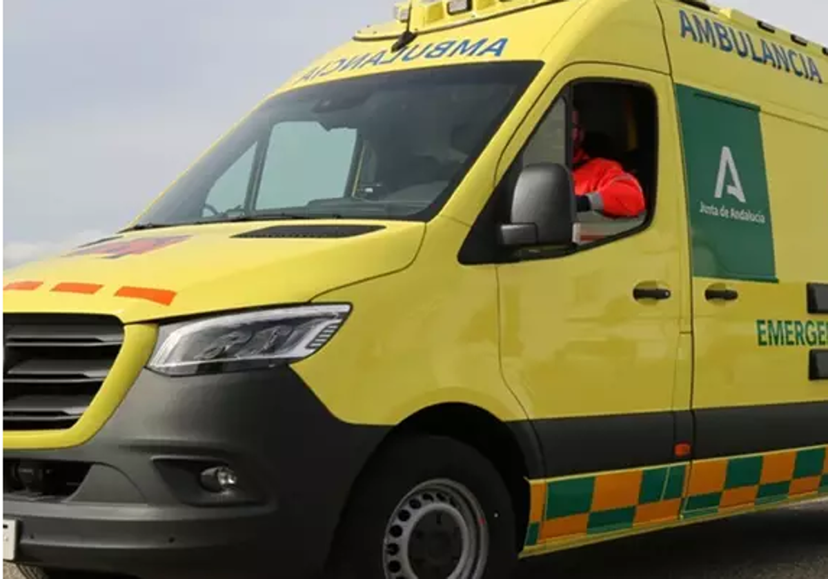 Ambulancia del Centro de Emergencias Sanitarias 061