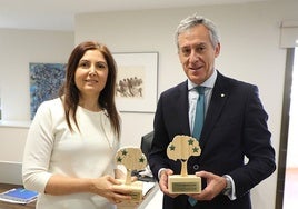 La Fundación Eurocaja Rural entrega una ayuda para la revitalización de Paiporta tras la dana