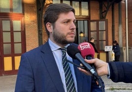El gran apagón frustra la reunión entre Óscar Puente y Nacho Hernando para hablar sobre las alegaciones del AVE extremeño