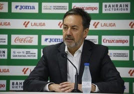Monterrubio, sobre la renovación de Adilson con el Córdoba CF: «Estamos esperando a su representante»