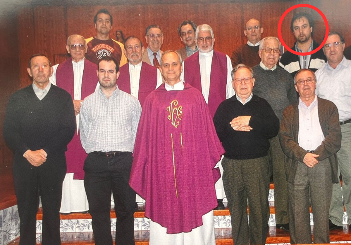 La visita del Papa León XIV al colegio Los Olivos en Málaga, donde coincidió con el ahora director, Agustín Herrero.
