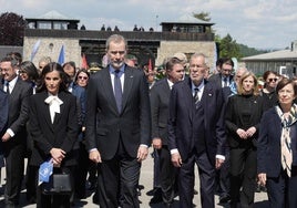 Los Reyes homenajean en Mauthausen a los exiliados asesinados por los nazis