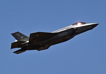 Por qué las mujeres no pueden pilotar los cazas F-35: los motivos de la fuerza aérea británica