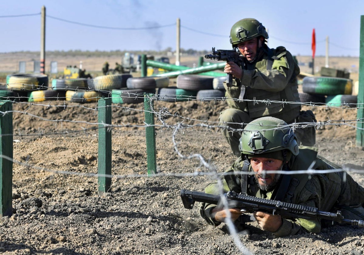 Militares rusos se entrenan en Rostov, una de las regiones atacadas por los drones ucranianos