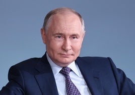 Putin afirma que hay ciudadanos franceses que combaten «hombro con hombro» con los rusos en Ucrania