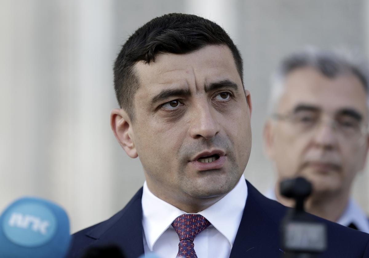 El candidato prorruso rumano George Simion