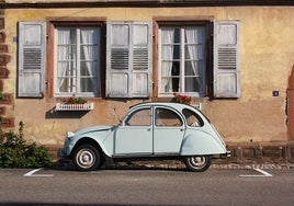 Si tienes uno de estos coches no tendrás que pasar la ITV en 2024