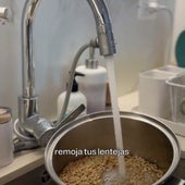 Una nutricionista explica si realmente es saludable dejar las lentejas en remojo antes de cocinarlas: «Ayuda a eliminar...»