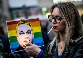 Tensión en Budapest ante un Orgullo marcado por la prohibición, la represión y el desafío internacional