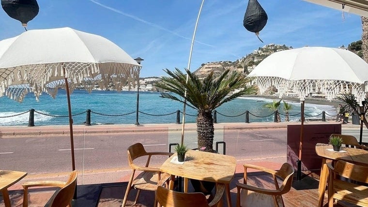 La playa de Cotobro casi se puede alcanzar con las manos