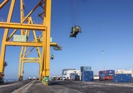 Huelva alcanza los  1.181 millones de euros en exportaciones en los dos primeros meses de 2025