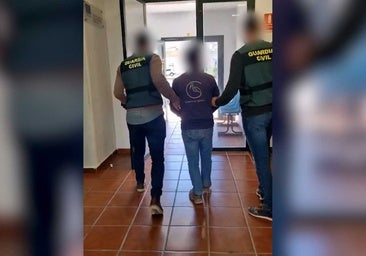 Detenido un hombre que drogó a dos mujeres en un bar de El Rocío