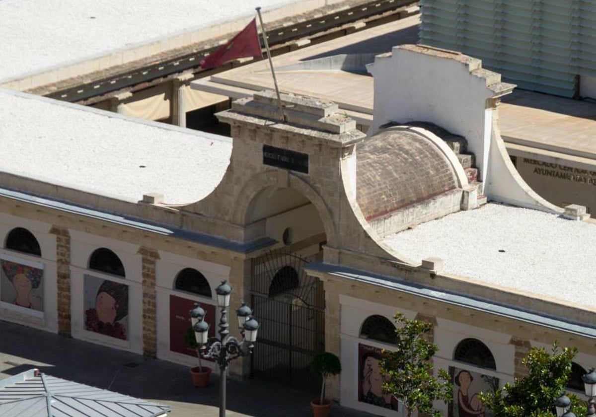 Fachada principal del Mercado Central de Cádiz