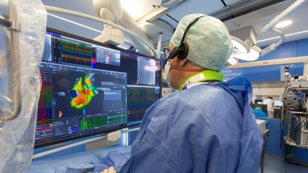 Clínica Universidad de Navarra trata al primer paciente en el mundo con nuevo catéter para ibrilación auricular